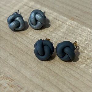 Resin Knot Earrings - Silver and Dark Grey